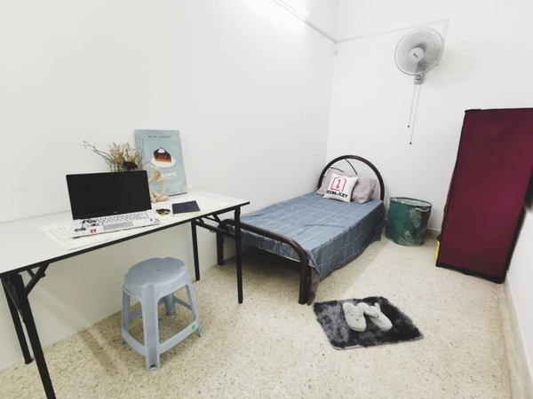 IKON Connaught image 4